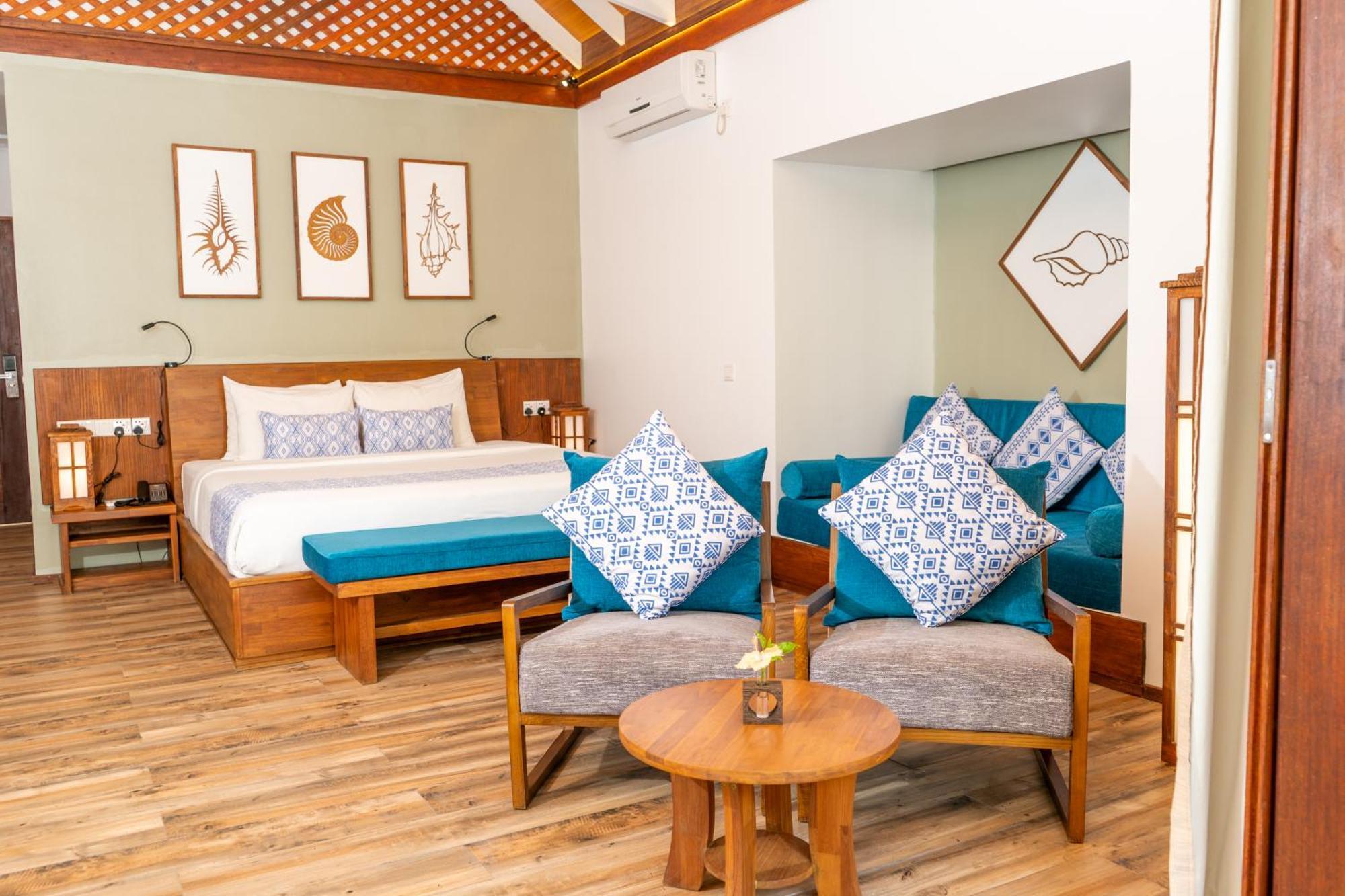 Kudafushi Resort & Spa Меедхоо Экстерьер фото